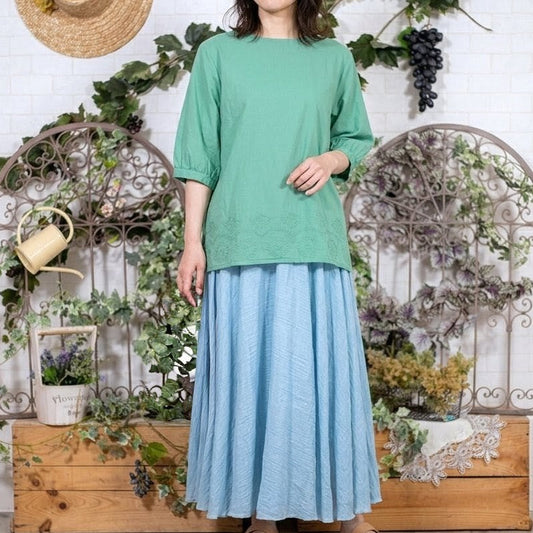 休日散歩のギャザースカート
