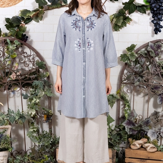 北欧刺繍のロングシャツ