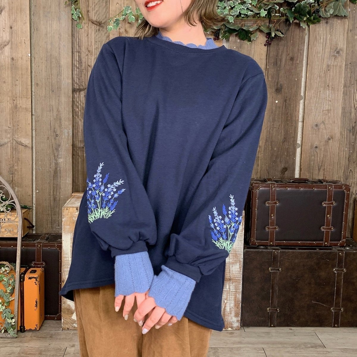 ラベンダー刺繡のふんわり袖プルオーバー - to blossom (7199185010820)