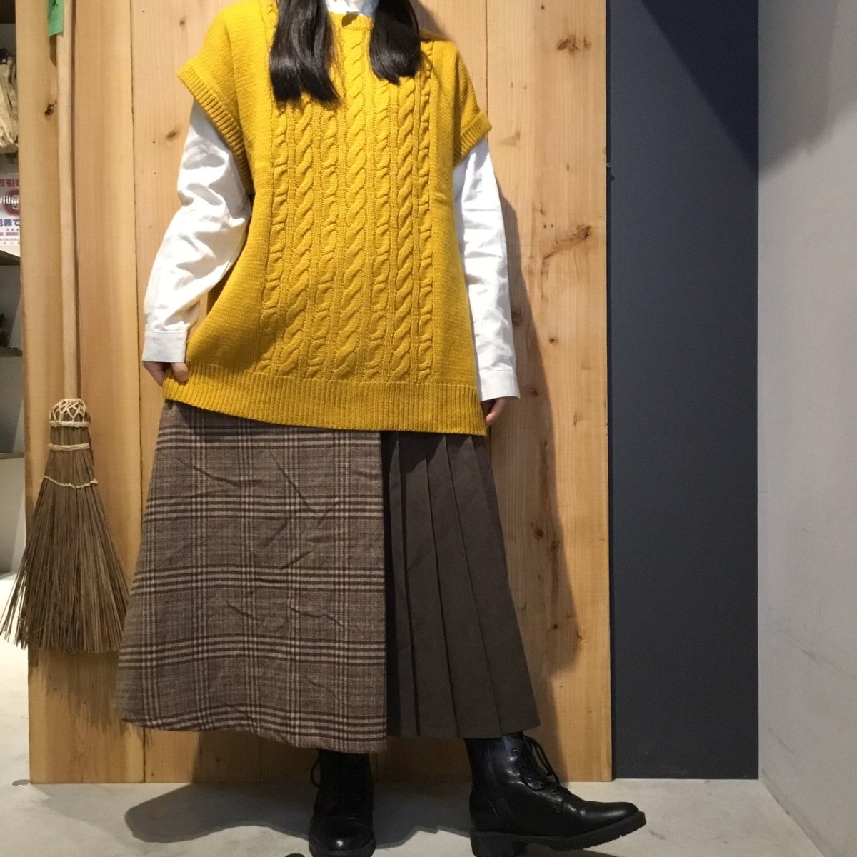 ケーブル編みの後開きニットベスト - to blossom (7168945422468)
