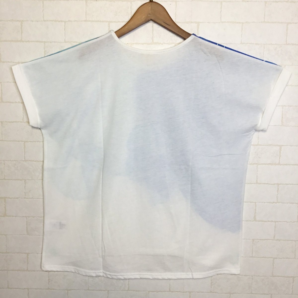 雨の日のコントラストTシャツ - to blossom (7104247070852)