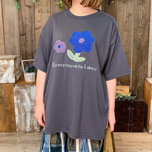 庭に咲いた夏の知らせTシャツ - to blossom (7121478123652)